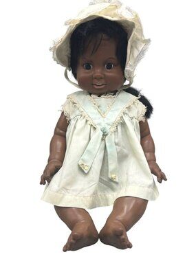 Vintage Ideal 1973 African American Baby Doll pull string Bonnet Dress READ